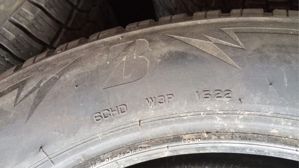 4 Cauciucuri iarna 225/60 R18 Bridgestone