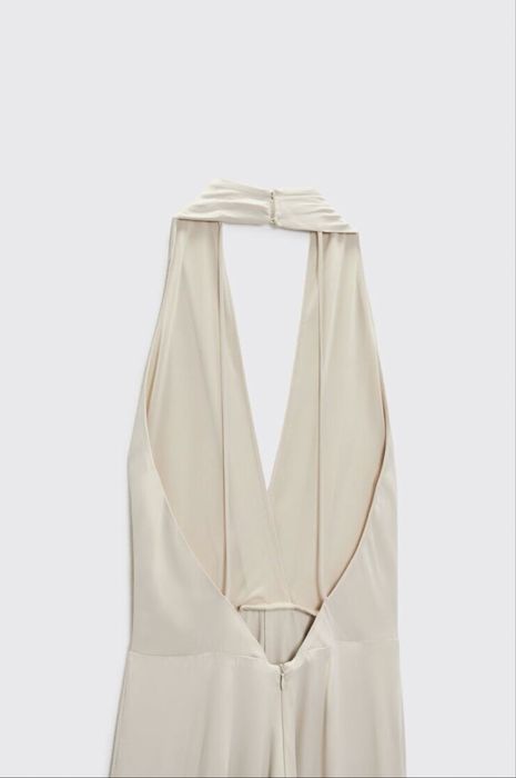 Гащеризон официален на Зара Zara