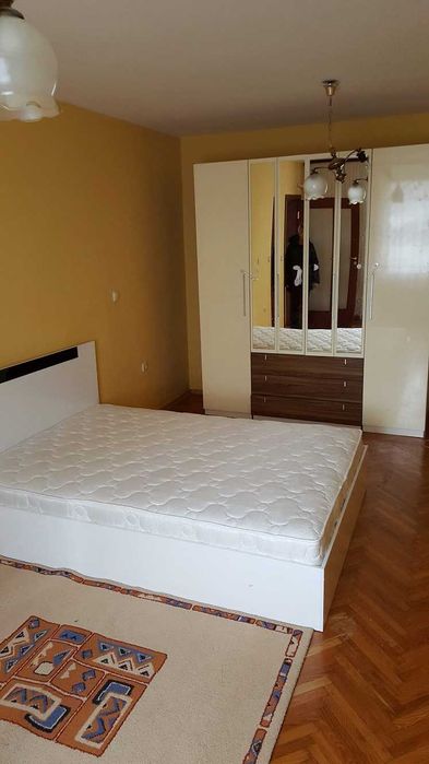 Дава се под наем Тристаен апартамент в София, Връбница 1 - 100 кв.м за 499 € - Снимка #9