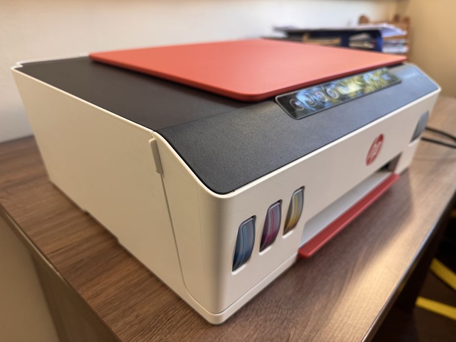 Продавам принтер HP smart tank 519