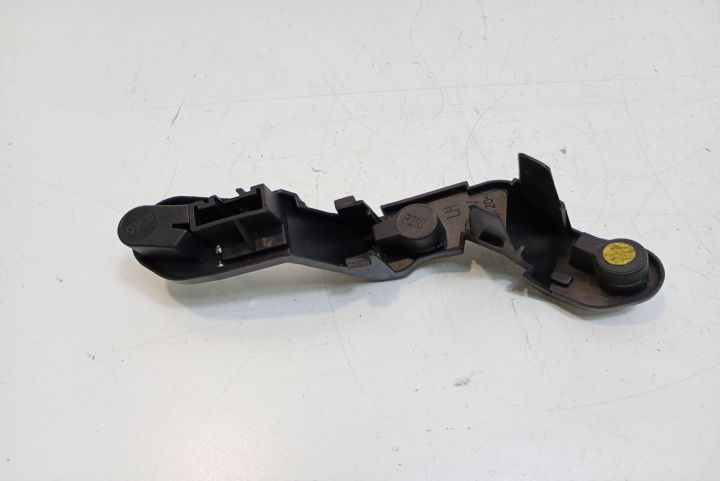 Soclu stanga spate break Toyota Avensis a 2-a generatie T25 (facelift