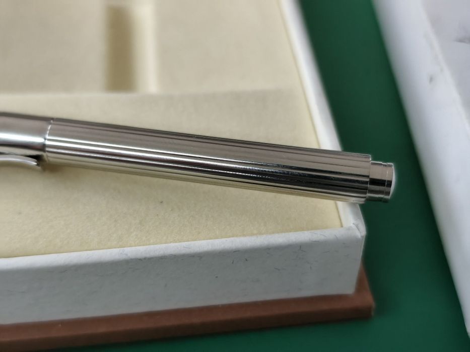 джобен молив Graf Von Fabel-Castell138010 platinium  plated
