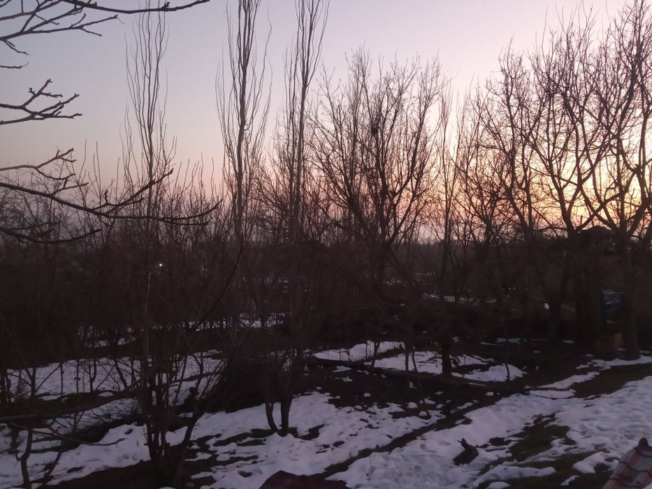 Oq tosh Xondayliq 3.4 sotiq atrofida kadastr yer sotiladi