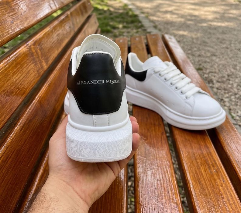 Adidasi Alexander McQueen Alb - Model Unisex Casual