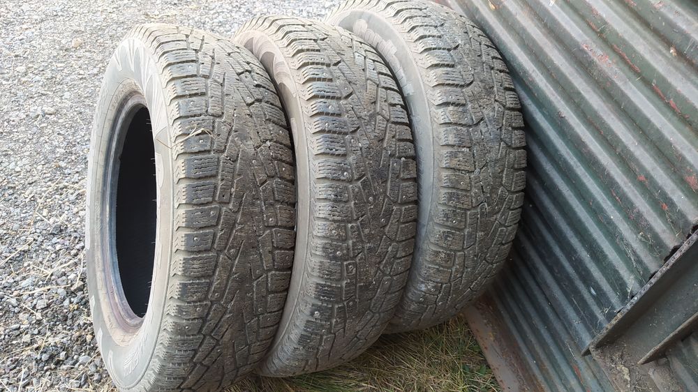 Продам шины 215/70 R16 Cordiant