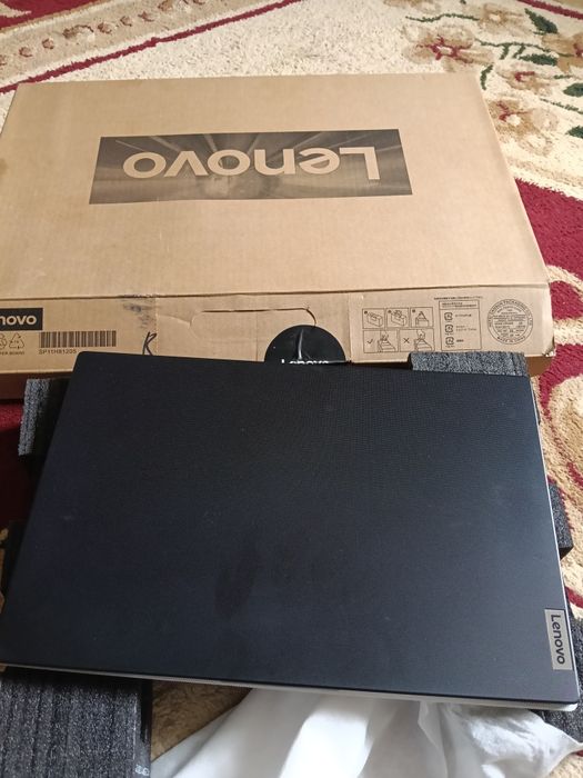 Lenovo core i3 1215u 4/256gb