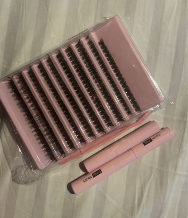 Gene si unghii false - 40 de lei