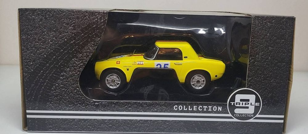 Machetă HONDA S800 1/18 Triple9