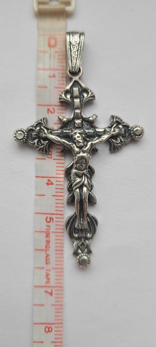 Срочно продаю серебряные крестики