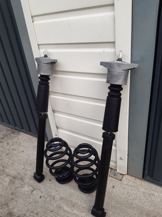 Set suspensie spate completă arcuri + amortizoare vw passat b5 b5.5