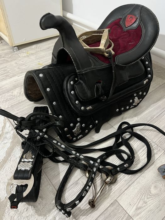 Күміс Ер тоқым Седло