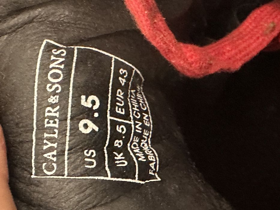 Маратонки Cayler and Sons 43 номер