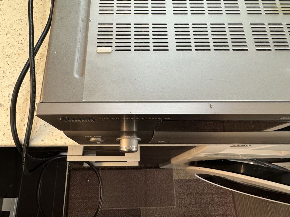 Yamaha RX-V3800 качествен ресивър