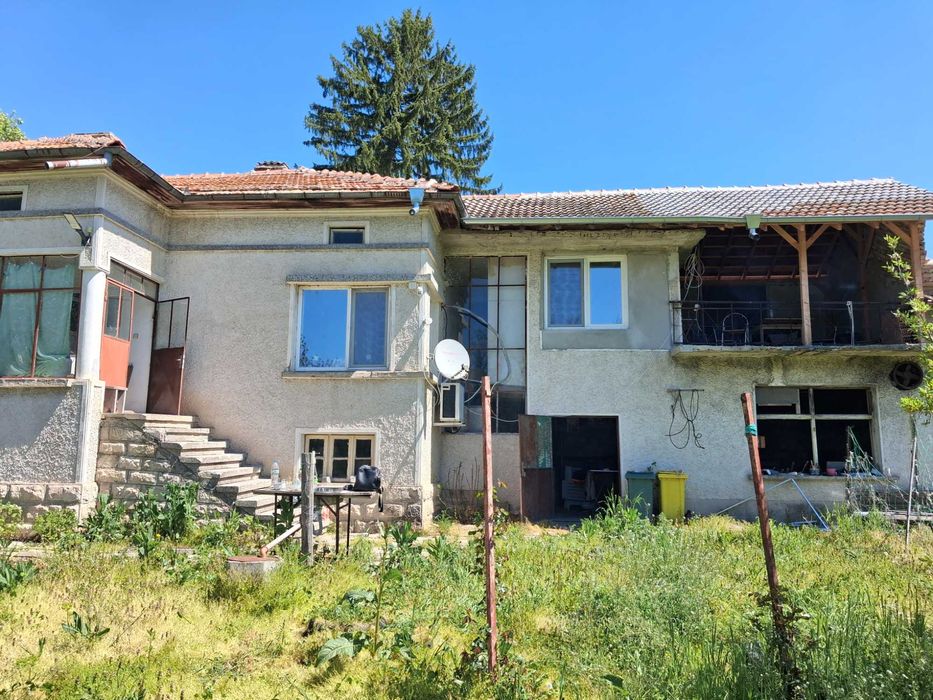 Къща село Буховци