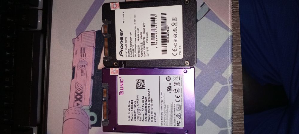 Продам ссд на 120гб с виндовс 10