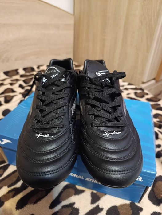Ghete de fotbal cu crampoane Joma noi