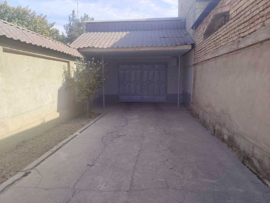 Продается дом 5.7сот.+1сот Юнусабад Телебашня Срочно под строительство