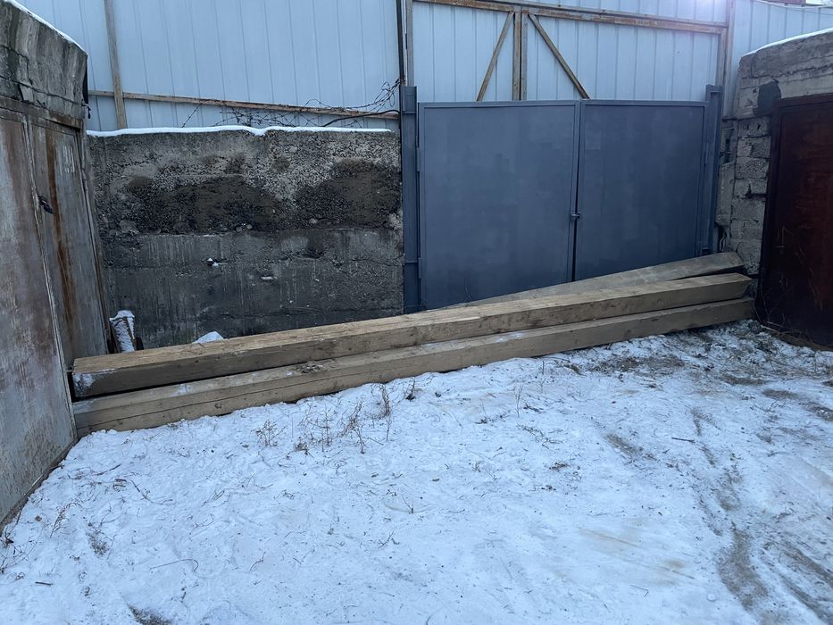 Деревянные балки (русский лес)