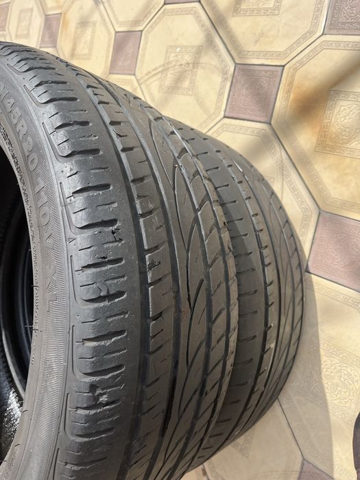 Продаю.    б/у         шины R 20