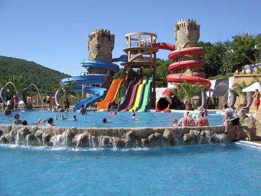 Продава се Къща в к.к. Елените - 217 кв.м за 1452 €/кв.м - Снимка #17