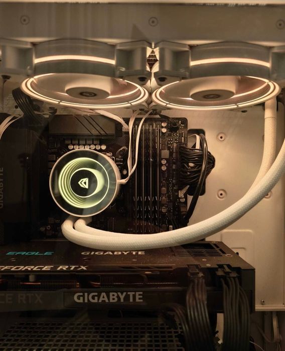 Unitate PC Gaming i9-11900KF, RTX 3070, 1TB SSD, 32GB RAM, LCD Panel