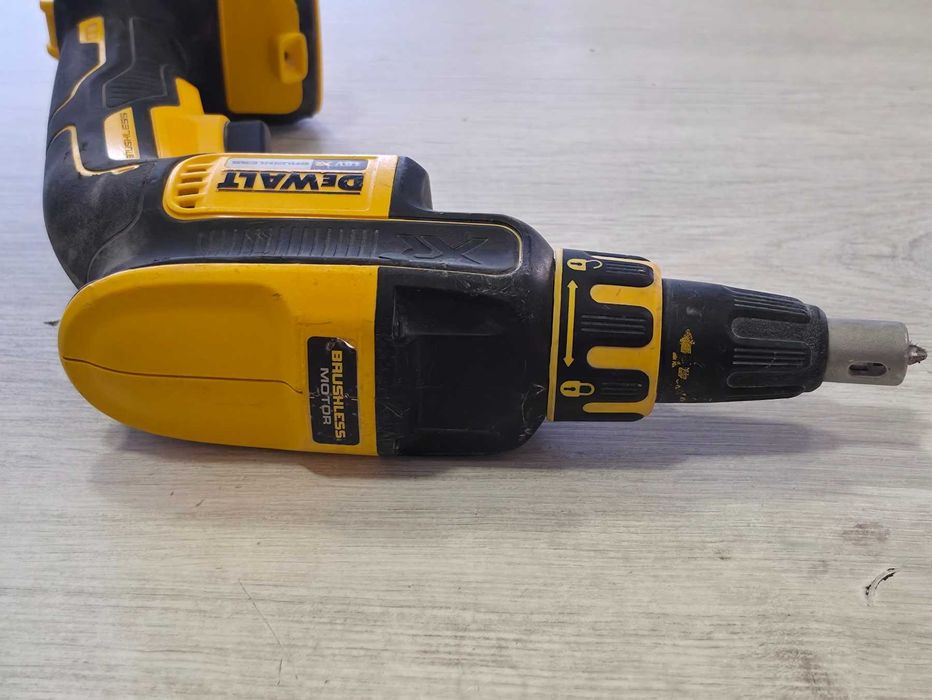 DeWALT DCF620 + батерия DeWALT DCB184 18V 5.0Ah – винтоверт за гипсокартон
