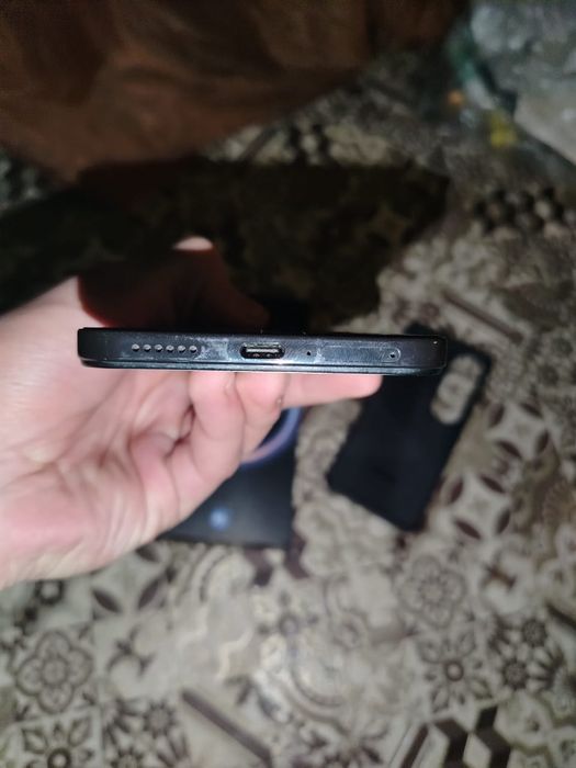 Продам Vivo V50 lite 5G