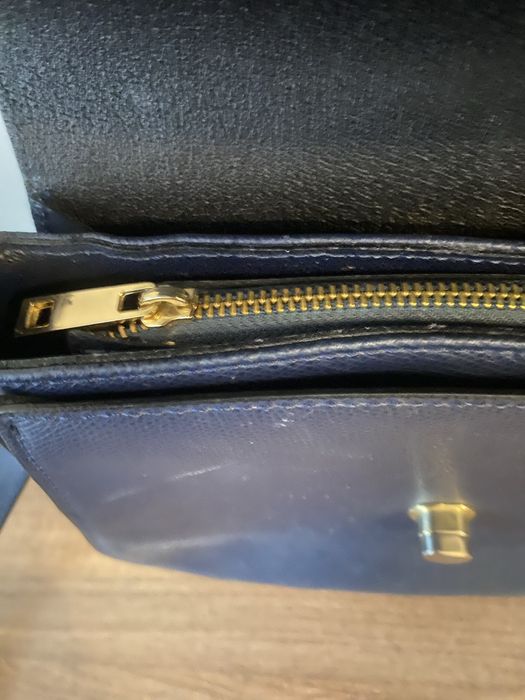 Дамск чанта през рамо