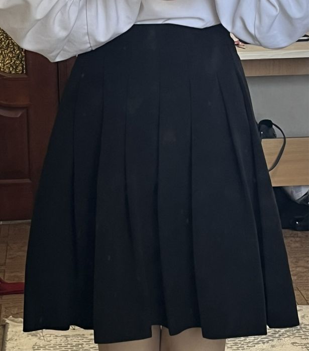 Черная тенисная юбка