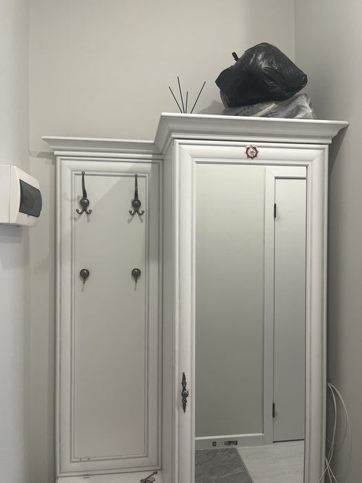 Шкаф для прихожей