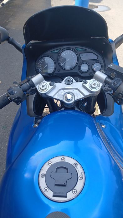 Vand motocicleta suzuki GSX-R 650 CC