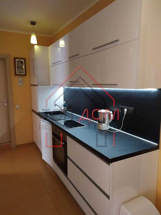 Дава се под наем Двустаен апартамент в Варна, ХЕИ - 65 кв.м за 612 € - Снимка #3