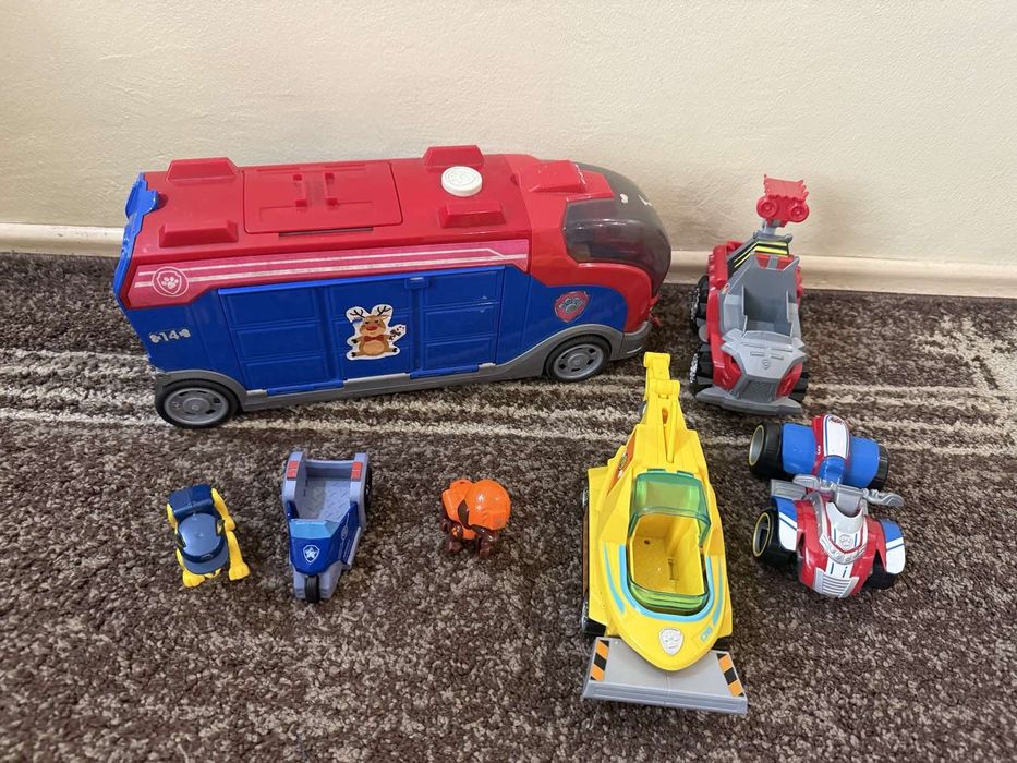 Детски играчки Камиона/База+ други  на Пес Патръл/Paw Patrol