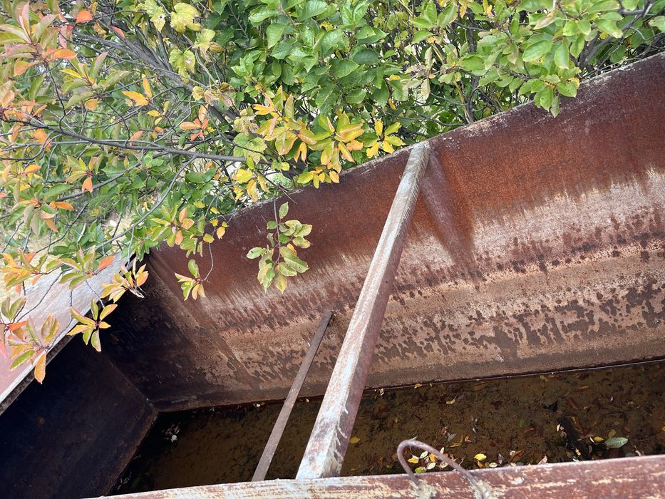 Продам Емкость под воду.