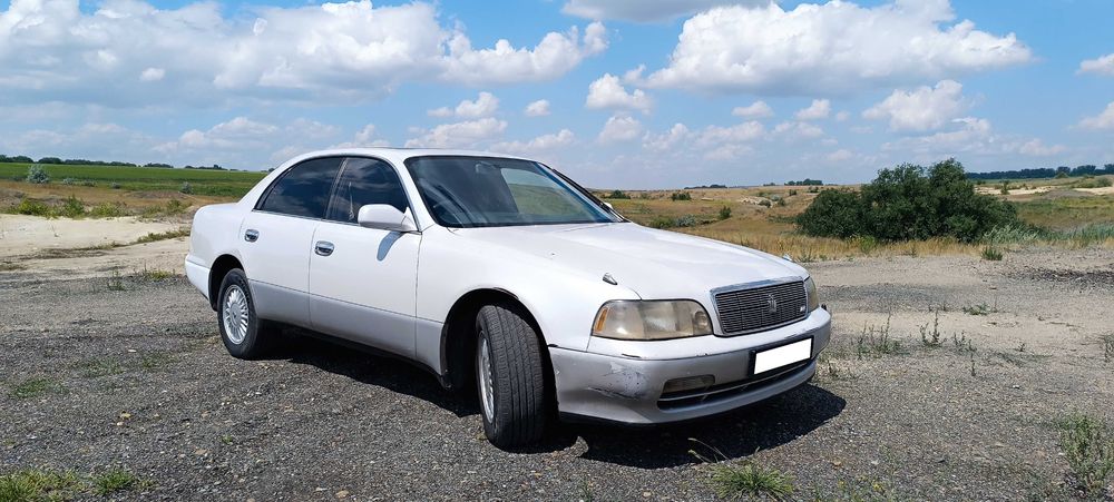 Продам Toyota Crown Majesta