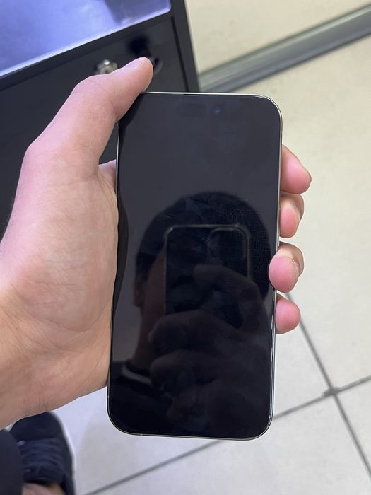 Продам Iphone 15 Pro 256Gb