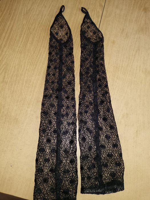 Черна бална рокля