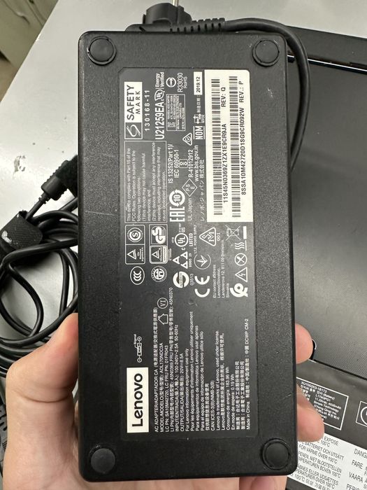 Dezmembrez laptop lenovo legion y530 baterie ram ddr4 hdd ssd