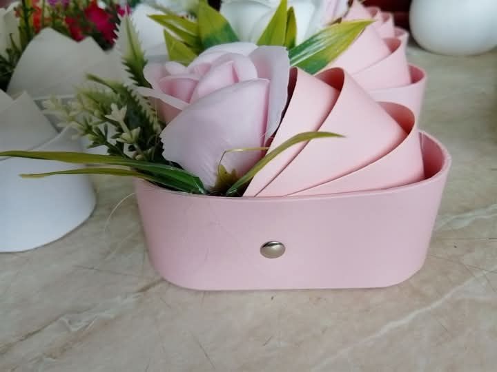 Кашпи с сапунена роза за 8март