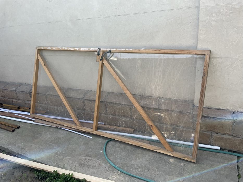 Самодельная дверь из реек и поастиковой пленки