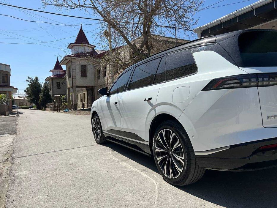 Donfeng EP 008 oq rangda holati ideal