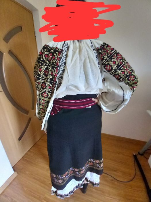 Costum național damă