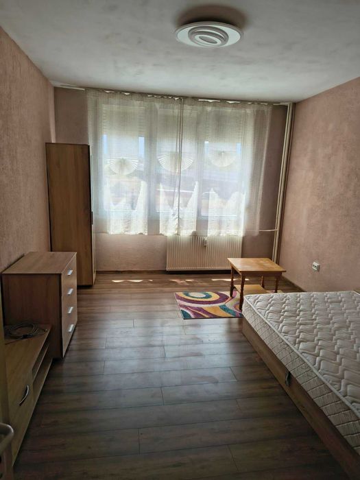 Дава се под наем Едностаен апартамент в София, 7-ми 11-ти километър - 40 кв.м за 357 € - Снимка #4