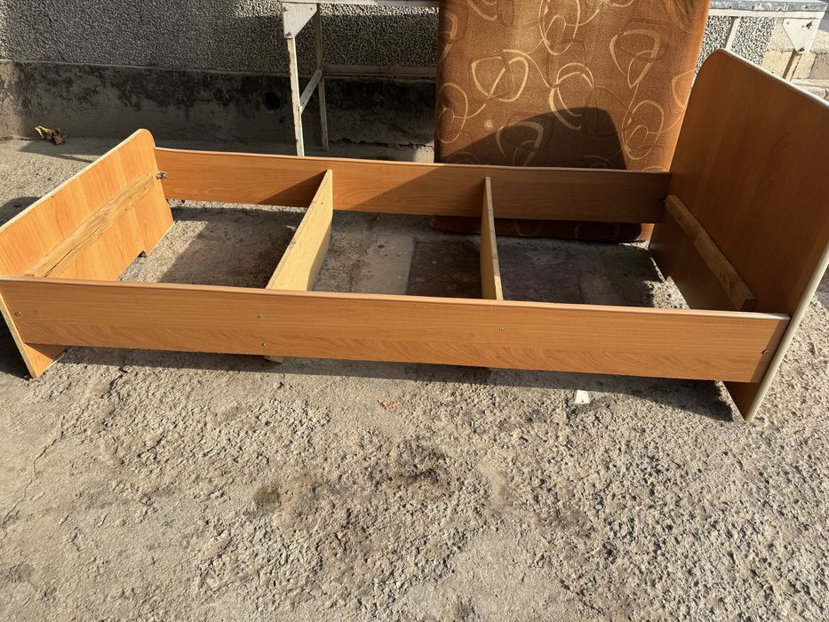 Кровать, односпалка