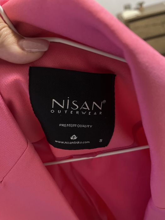 Розово дамско сако