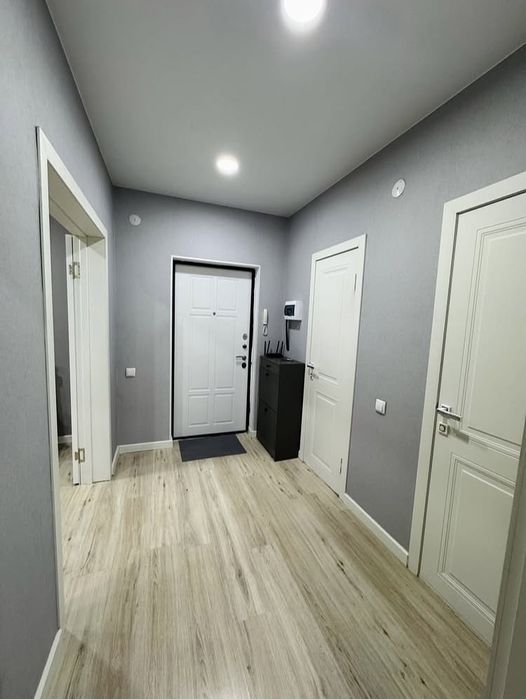 Продам 1.5 район драмтеатра