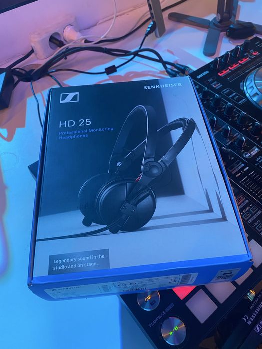 Senheiser HD 25 Наушник продается