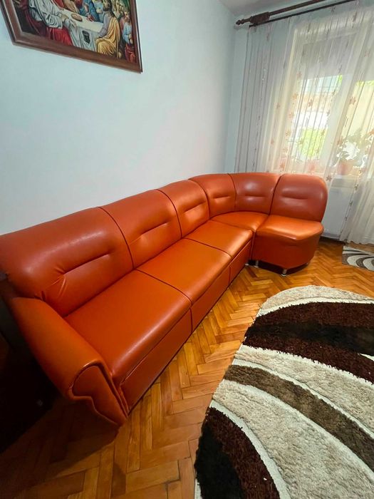 Canapea colțar extensibilă