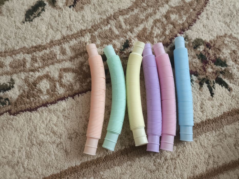 Pop Tubes Fidget.