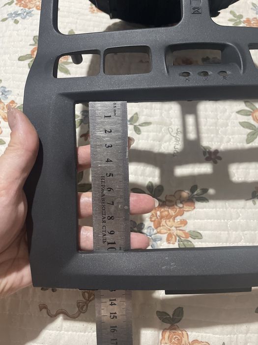 Продам панель на Хендай санта фе 2